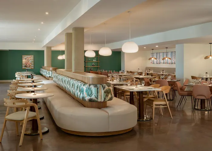 The Luce, St. Pete Beach, A Tribute Portfolio Hotel